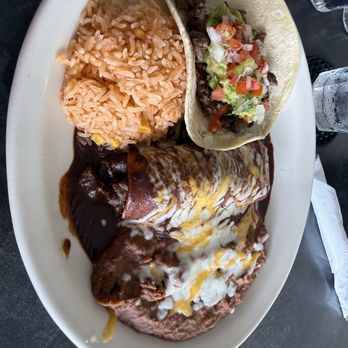Mariachi's Mexican Cuisine - Carne Asada Enchilada and Carne Asada Taco - Mexican Near Me - Lihue, Hawaii