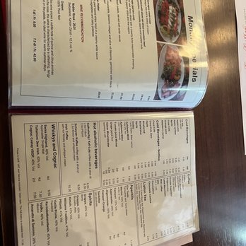Zeughauskeller - Menu - Swiss Food Near Me - Zürich, ZH Zeughauskeller - Menu - Swiss Food Near Me - Zürich, ZH