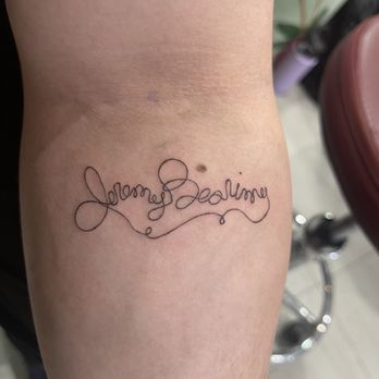 Moon Sheen Tattoo - Piercing Near Me Moon Sheen Tattoo - Piercing Near Me