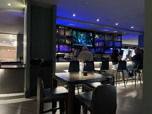 Fred & Stilla by null