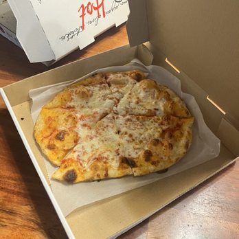 HOTLIPS Pizza - Pearl - Until it's NOT!!!! - Pizza Near Me - Portland, Oregon HOTLIPS Pizza - Pearl - Until it's NOT!!!! - Pizza Near Me - Portland, Oregon