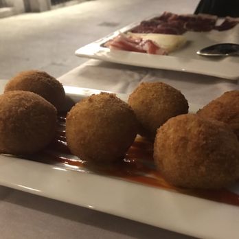La Mi Venta - Croquetas - Spanish Near Me - Madrid, M La Mi Venta - Croquetas - Spanish Near Me - Madrid, M