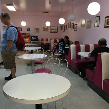 Loard's Ice Cream - Parlor seating - Ice Cream & Frozen Yogurt Near Me - Alameda, California Loard's Ice Cream - Parlor seating - Ice Cream & Frozen Yogurt Near Me - Alameda, California