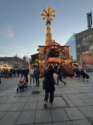 Stuttgarter Weihnachtsmarkt by null