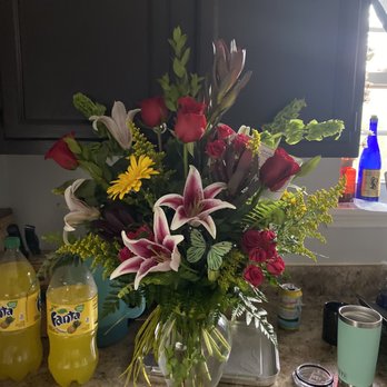April Showers Florist - Florists Near Me - Jacksonville, North Carolina April Showers Florist - Florists Near Me - Jacksonville, North Carolina