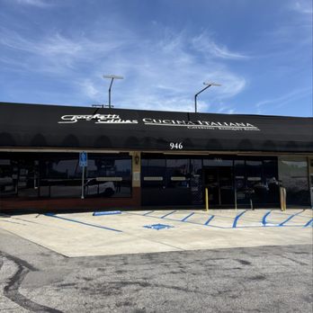 Spaghetti Eddie's Cucina Italiana - Italian Near Me - Glendora, California Spaghetti Eddie's Cucina Italiana - Italian Near Me - Glendora, California