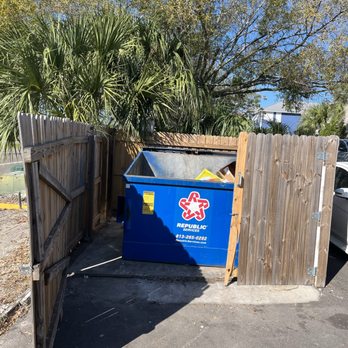 Lightning Bay Junk Removal - After: Pick up for overflow of trash at a dumpster for a community in the Tampa Bay Area. - Junk Removal & Hauling Near Me - Brandon, Florida Lightning Bay Junk Removal - After: Pick up for overflow of trash at a dumpster for a community in the Tampa Bay Area. - Junk Removal & Hauling Near Me - Brandon, Florida