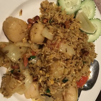 Turmeric Thai Kitchen - Turmeric pineapple fried rice with scallop - Thai Near Me - La Jolla, California Turmeric Thai Kitchen - Turmeric pineapple fried rice with scallop - Thai Near Me - La Jolla, California