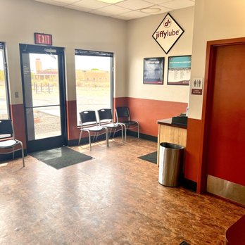 Jiffy Lube - Oil Change Stations Near Me - Rio Rancho, New Mexico