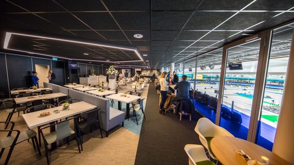 Thialf by null