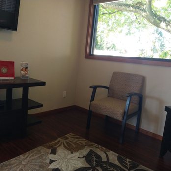 Dennis Hahn, DDS PS - Lobby - General Dentistry Near Me - Federal Way, Washington Dennis Hahn, DDS PS - Lobby - General Dentistry Near Me - Federal Way, Washington