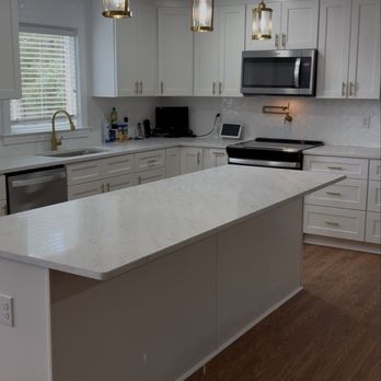 Coastal Grove Builders - 7 day turn around Kitchen Renovation - General Contractors Near Me - Faison, North Carolina Coastal Grove Builders - 7 day turn around Kitchen Renovation - General Contractors Near Me - Faison, North Carolina