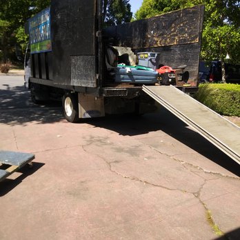 Huberth Carrillo Hauling - Junk Removal & Hauling Near Me Huberth Carrillo Hauling - Junk Removal & Hauling Near Me