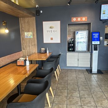 Seoul ManDoo - Seating - Korean Near Me - Aurora, Colorado Seoul ManDoo - Seating - Korean Near Me - Aurora, Colorado