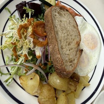 Westman Cafe - Westman Brekkie w/salmon gravlax - Cafes Near Me - Urban Honolulu, Hawaii Westman Cafe - Westman Brekkie w/salmon gravlax - Cafes Near Me - Urban Honolulu, Hawaii