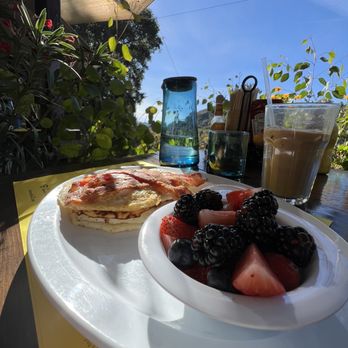 Cafe on 27 - Mommy's combo - Breakfast & Brunch Near Me - Topanga, California