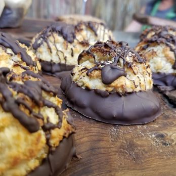 Bright Star Bakery - Chocolate Almond Macaroons - Bakeries Near Me - Central Point, Oregon