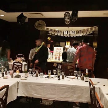 Morton's The Steakhouse - Guests were loving the cream soda bar! - Steakhouses Near Me - Honolulu, Hawaii
