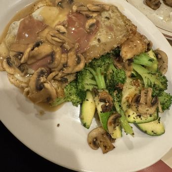 Ricado's Italian Restaurant - I always get mine with salted vegetables instead of pasta. - Italian Near Me - Aiea, Hawaii
