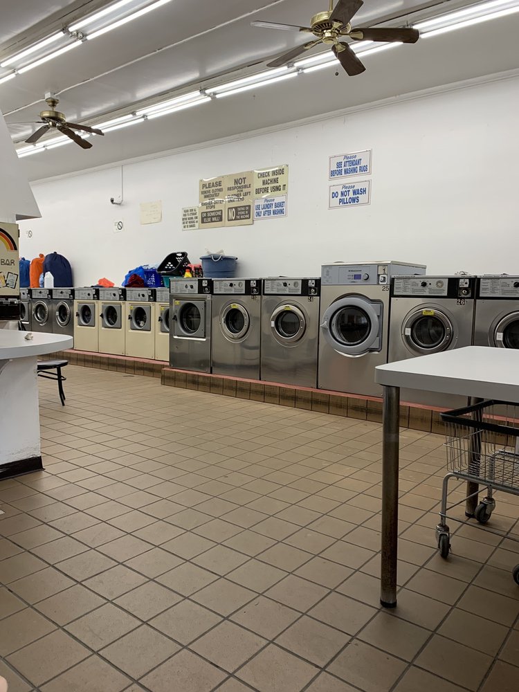 BAYSIDE LAUNDROMAT Updated September 2024 10 Photos 6125
