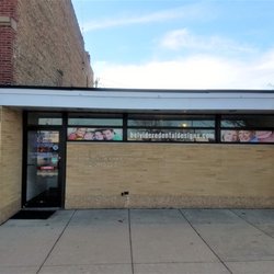 Himanshi Thakkar, DDS - Office Front