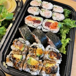 Eel Avocado Roll