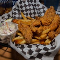 Little Tavern - Lake Perch!! (keepsmilingphoto.com)