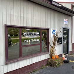 MIke's Auto Works - Front door