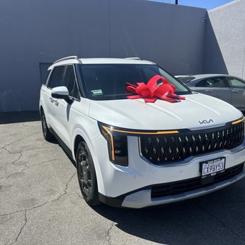 Van Nuys Kia - Car Dealers Near Me - Van Nuys, California Van Nuys Kia - Car Dealers Near Me - Van Nuys, California