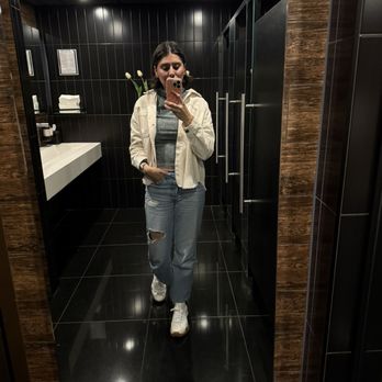 6S Steakhouse - Bathroom selfie - Steakhouses Near Me - Wichita, Kansas