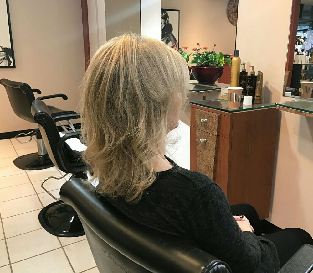 THE HAIRDRESSERS AT VILLAGE SQUARE Updated September 2024 290