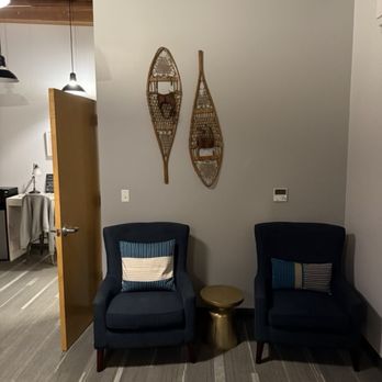 The Mill Inn - Hotels Near Me - Dover-Foxcroft, Maine