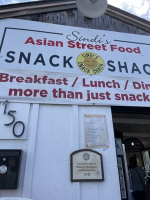 Sindi's Snack Shack by null