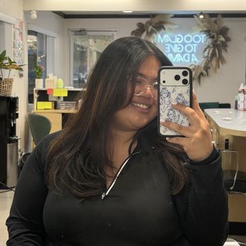 Chic Culture Salon - Hair Stylists Near Me - Artesia, California