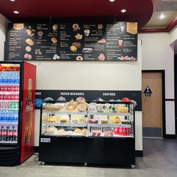 Familia Bakery