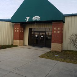 Munciana Facility - Although this is a Nice Facilty, probably a good idea to bring some foldable chairs due to limited seating.