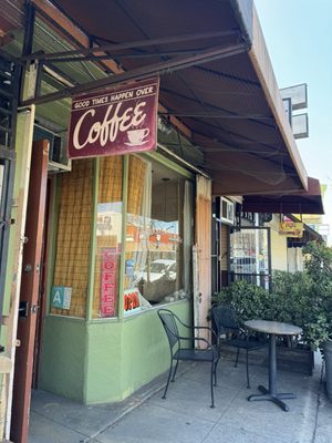 Paradocs Coffee & Tea by null