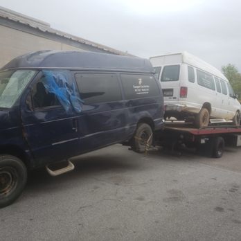 Harts Towing - Towing Near Me