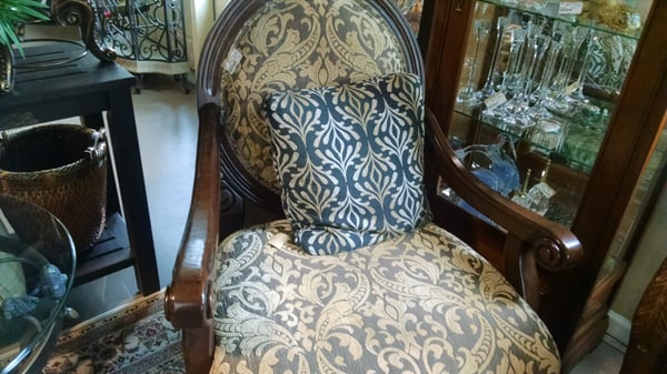 Southern Comforts 633 N Main St Alpharetta Ga Used Merchandise