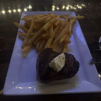 Buddy’s Local Grill & Bar - Wagyu filet with fries - Wine Bars Near Me - St. Louis, Missouri Buddy’s Local Grill & Bar - Wagyu filet with fries - Wine Bars Near Me - St. Louis, Missouri