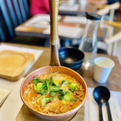 Meow Rice Noodle