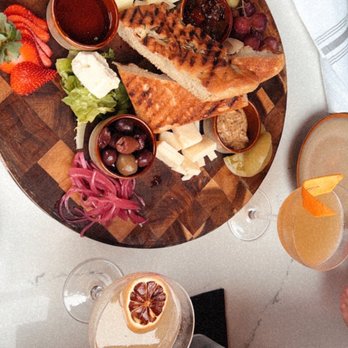 Bar 1903 - Bees knees, sidecar, cheeseboard - Cocktail Bars Near Me - Tallahassee, Florida
