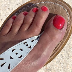 Royal Nails & Spa - She's a bad Muffuletta! - OPI