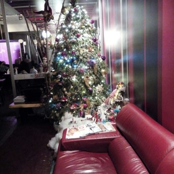 Restaurant Kazumi - Entrance - Sushi Bars Near Me - Montreal, Quebec