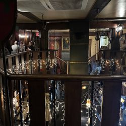 Le Roy d'Espagne - View from the second floor