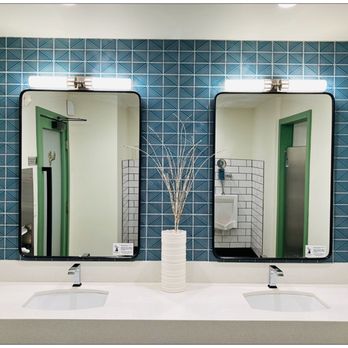 Twohey’s Restaurant - Modern style bathroom. - New American Near Me - South Pasadena, California Twohey’s Restaurant - Modern style bathroom. - New American Near Me - South Pasadena, California