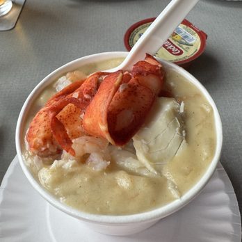 Gilbert's Chowder House - Super seafood chowder - Seafood Near Me - Portland, Maine Gilbert's Chowder House - Super seafood chowder - Seafood Near Me - Portland, Maine