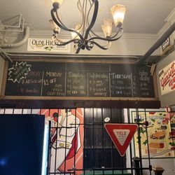 Longshanks Billiards - Daily Drink Specials