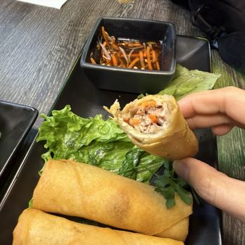Pho Emerald - Egg roll, P1:Pho, Marinated chicken - Vietnamese Near Me - Auburn, Washington Pho Emerald - Egg roll, P1:Pho, Marinated chicken - Vietnamese Near Me - Auburn, Washington
