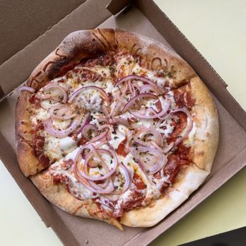 California Pizza Kitchen - Pizza Near Me - Glendale, Wisconsin